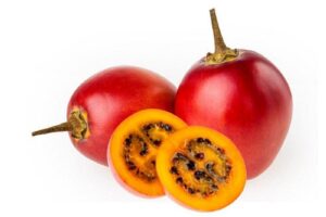 Tamarillo | Kalorier To hele og to halve tamarillo.